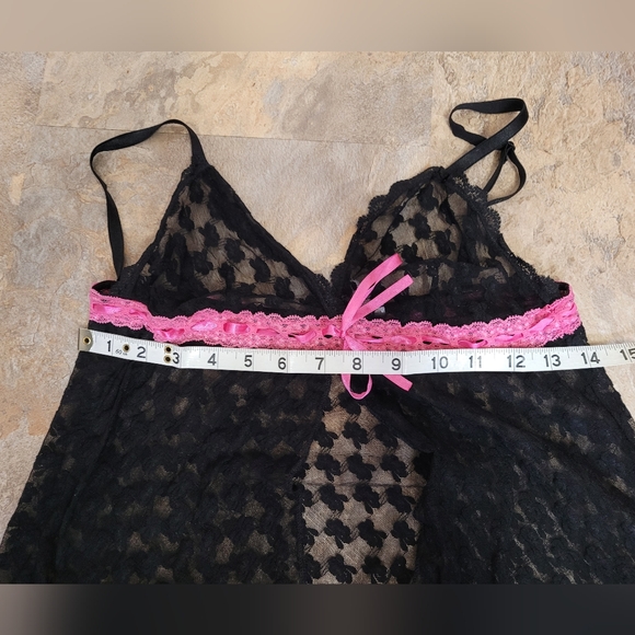 Like New 2 PC Lacy Lingerie, with lots of adjustable features. - Picture 3 of 7